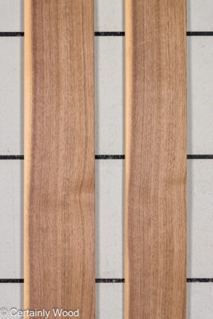 1/28 WALNUT 25302-4B