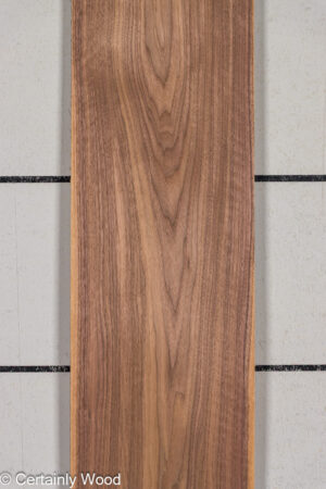 1/18 WALNUT 25278-2
